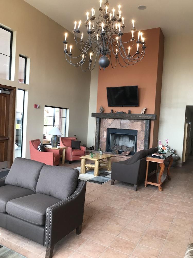 The Noor Hotel Torrey Εξωτερικό φωτογραφία