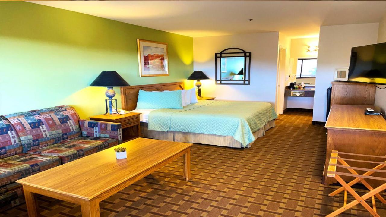 The Noor Hotel Torrey Εξωτερικό φωτογραφία